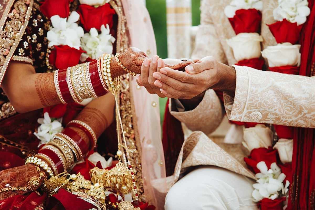 Signs Your Marriage Needs Astrological Guidance, Not Just Counseling
